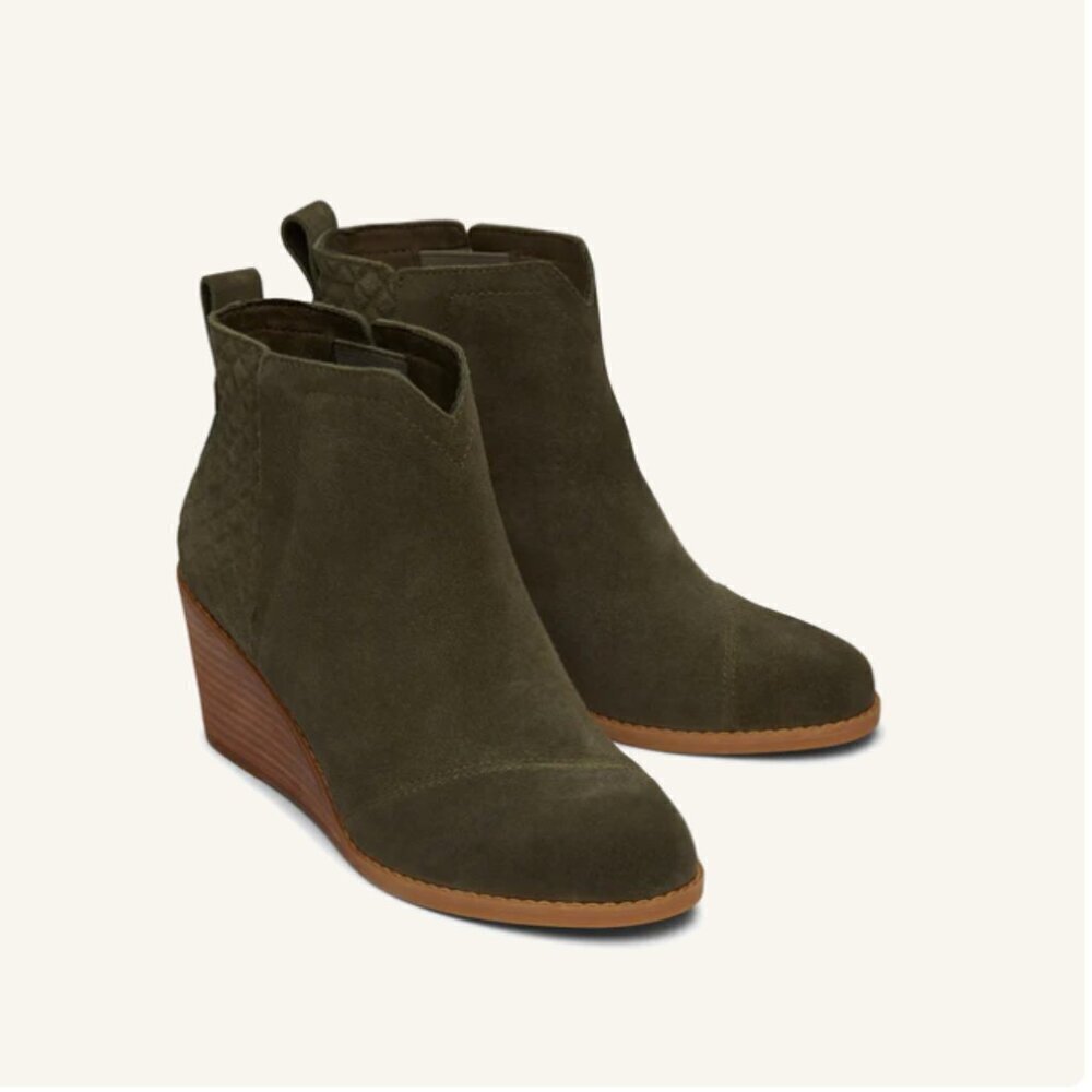 NEW TOMS Clare Boho Ankle Wedge Boots Olive Camo Green Suede Size 10